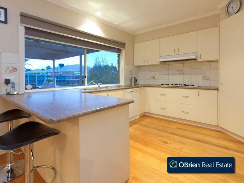 1 Walcott Place, Narre Warren South VIC 3805