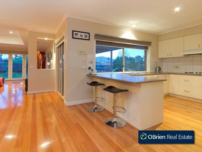 1 Walcott Place, Narre Warren South VIC 3805