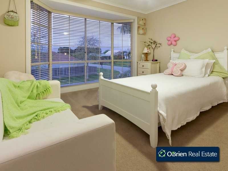 1 Walcott Place, Narre Warren South VIC 3805