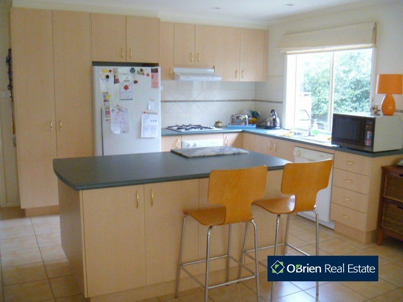 35 Fieldstone Boulevard, Beaconsfield VIC 3807