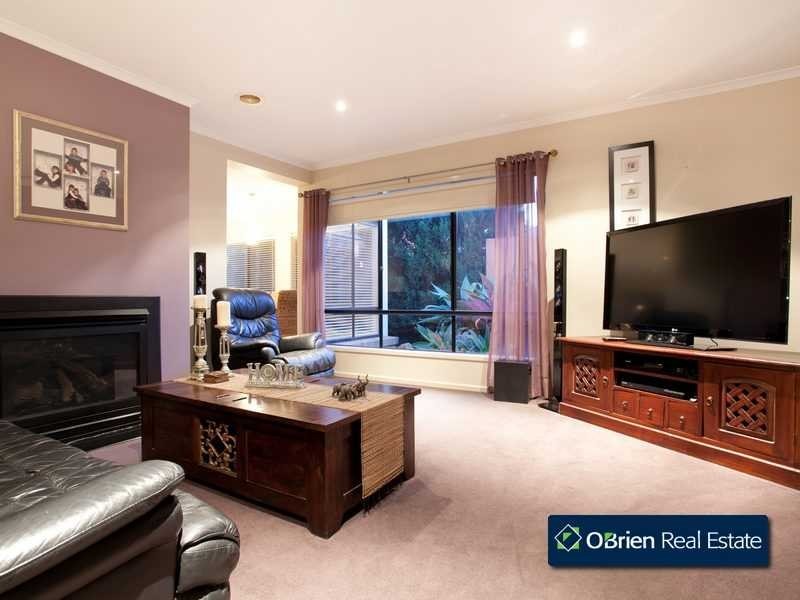 41 Domain Drive, Berwick VIC 3806