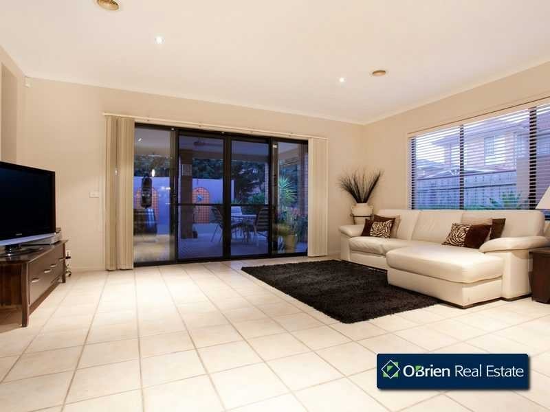 41 Domain Drive, Berwick VIC 3806