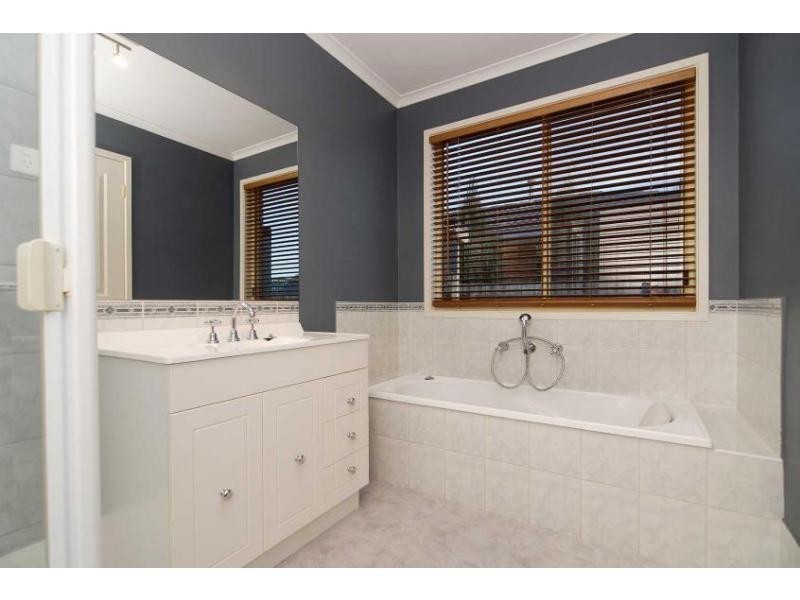 238 Ormond Road, Narre Warren South VIC 3805