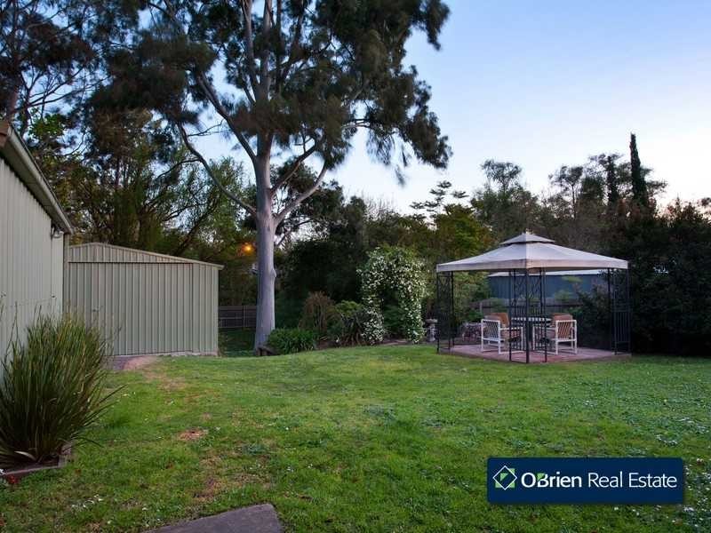 5 Kramer Drive, Berwick VIC 3806