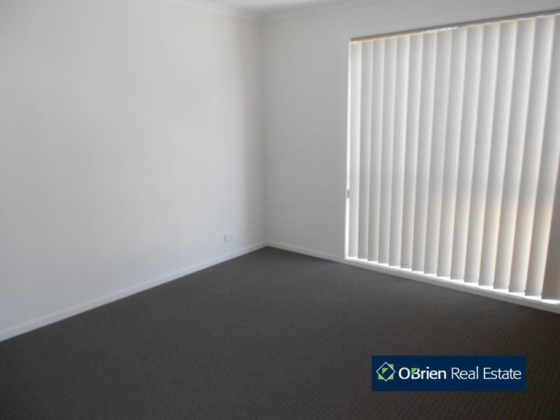 14 Prime Court, Berwick VIC 3806