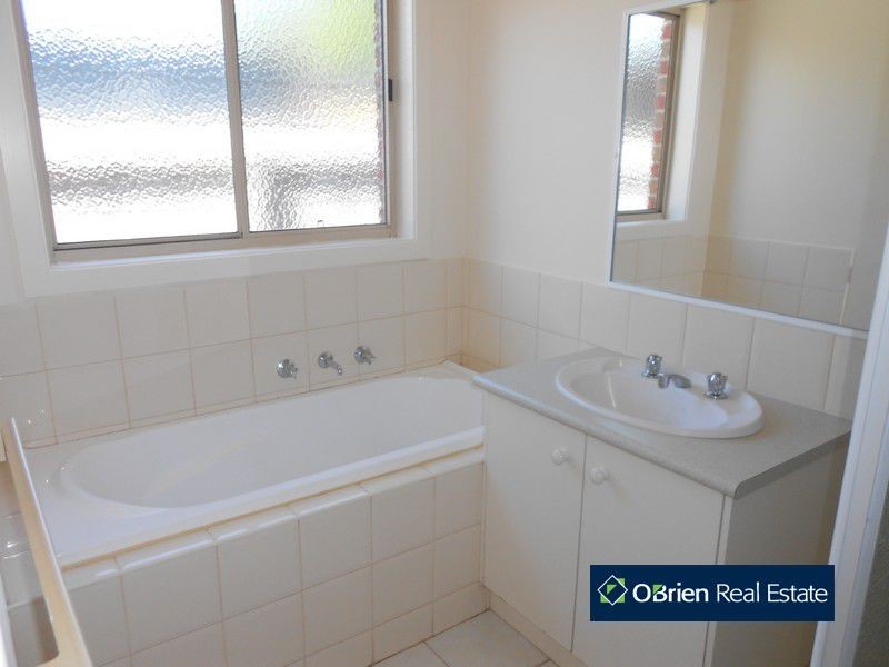 14 Prime Court, Berwick VIC 3806