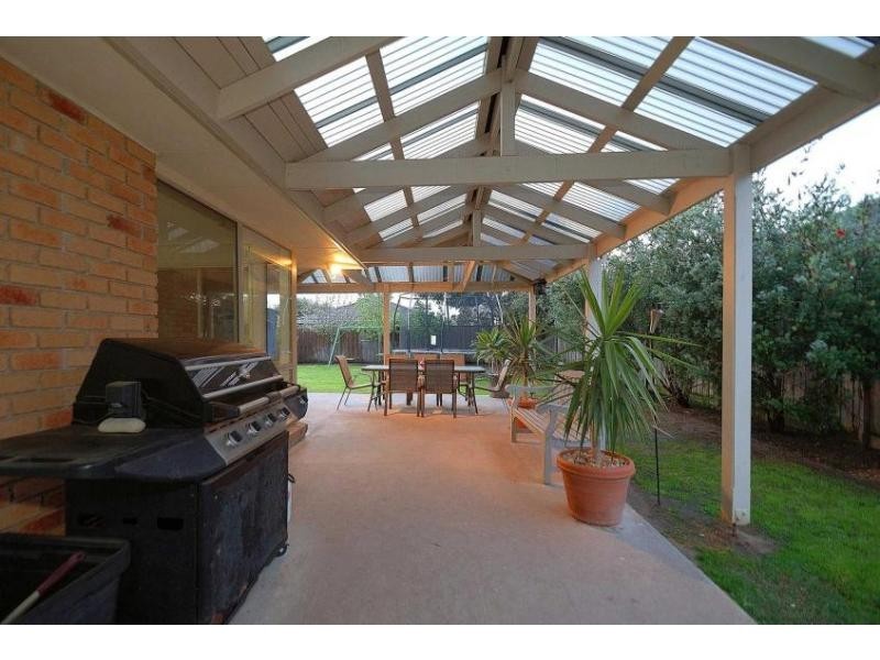 43 Marsh Grove, Berwick VIC 3806