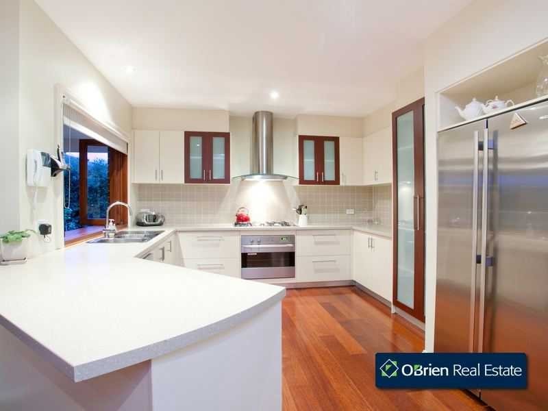 15 Viewgrand Drive, Berwick VIC 3806