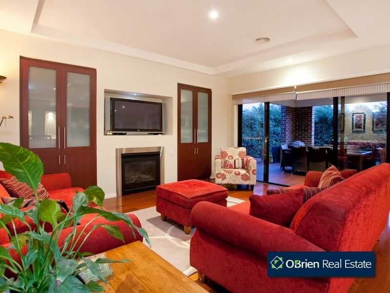 15 Viewgrand Drive, Berwick VIC 3806