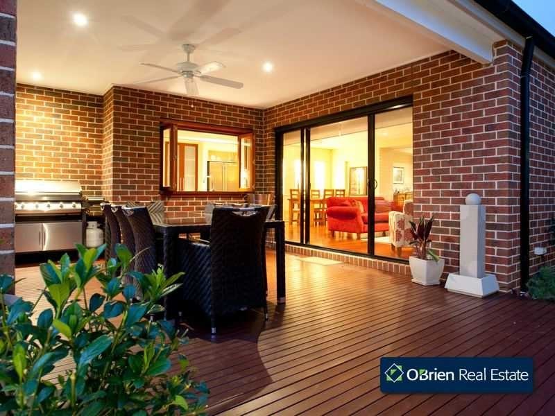 15 Viewgrand Drive, Berwick VIC 3806