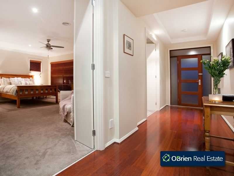 15 Viewgrand Drive, Berwick VIC 3806