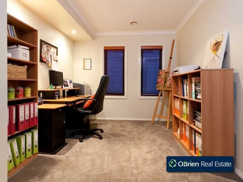 15 Viewgrand Drive, Berwick VIC 3806