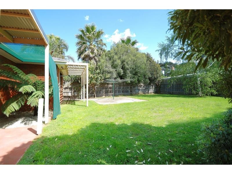 32 Crystalbrook Court, Narre Warren South VIC 3805