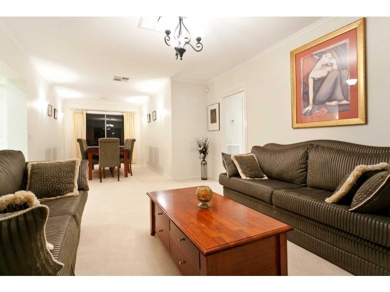 29 Tuileries Rise, Narre Warren South VIC 3805