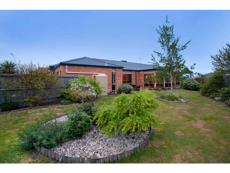 29 Tuileries Rise, Narre Warren South VIC 3805