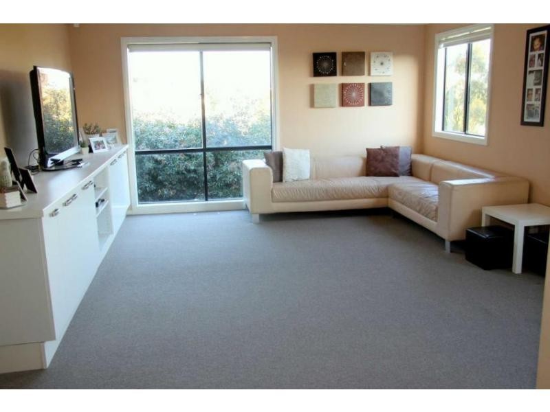 6 Hillcrest Avenue, Narre Warren VIC 3805