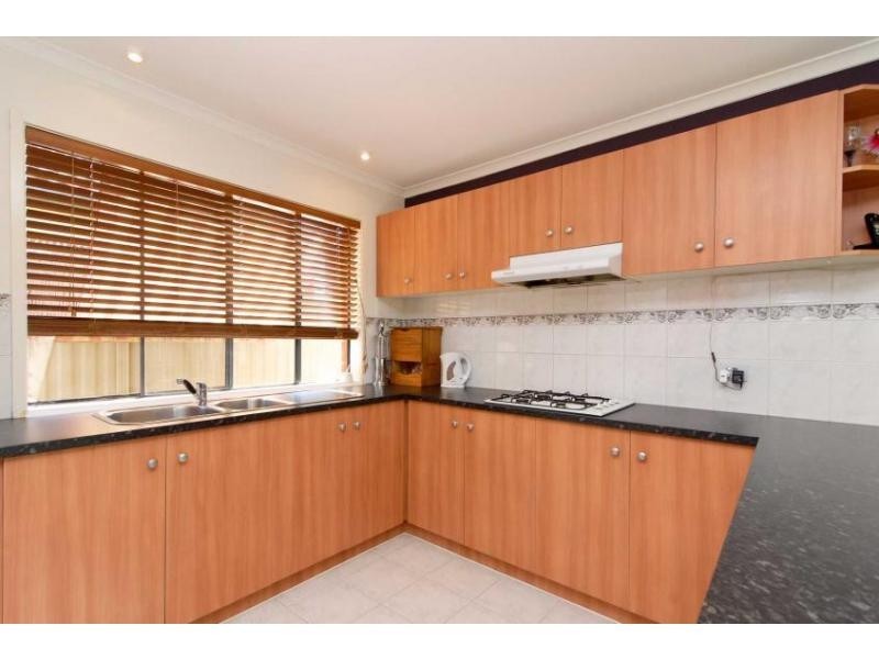 23 Horsham Drive, Cranbourne East VIC 3977