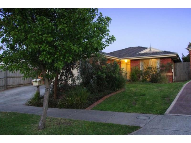 3 Edgewood Close, Narre Warren South VIC 3805