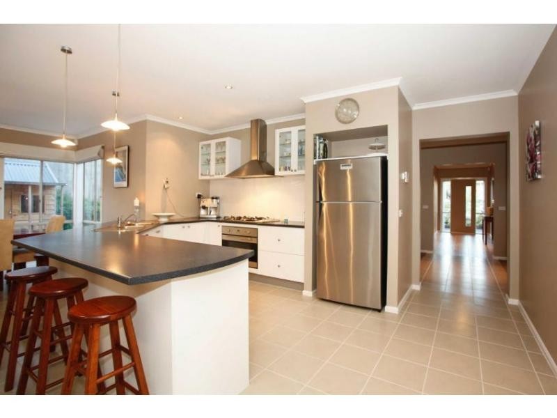 12 Lorne Court, Berwick VIC 3806