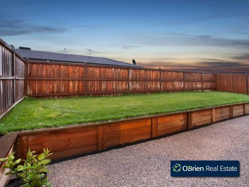 56 Tipperary Circuit, Pakenham VIC 3810