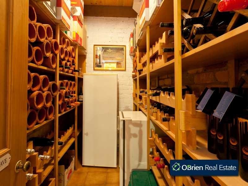 8 Sugarloaf Road, Beaconsfield Upper VIC 3808