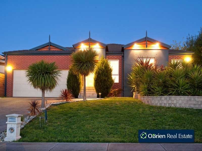 1 Glasshouse Court, Berwick VIC 3806
