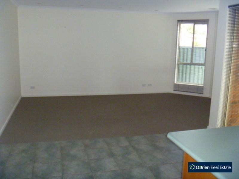 20 Lakeview Drive, Narre Warren South VIC 3805