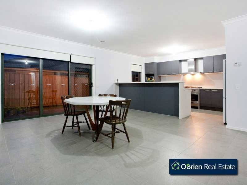 3 Barak Avenue, Berwick VIC 3806