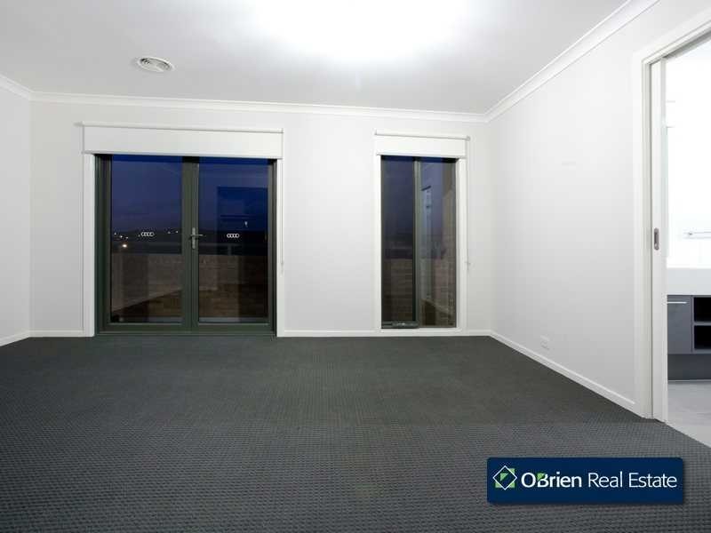 3 Barak Avenue, Berwick VIC 3806