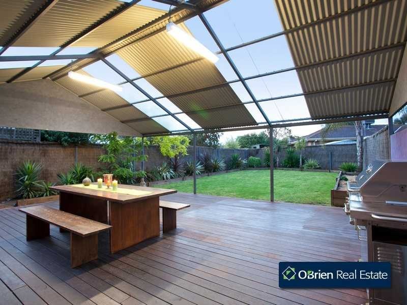 6 Venables Court, Berwick VIC 3806