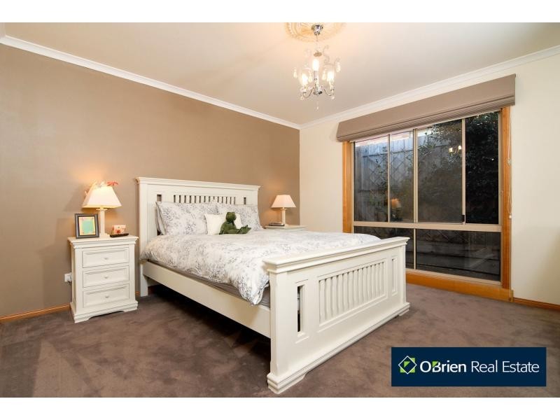 4 Hillrise Close, Narre Warren South VIC 3805