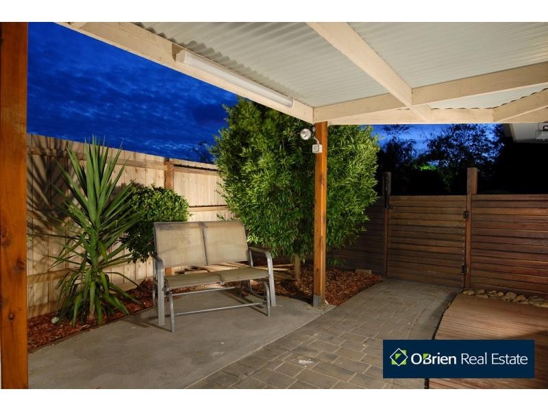 4 Hillrise Close, Narre Warren South VIC 3805