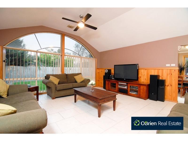 6 Shamrock Close, Narre Warren South VIC 3805