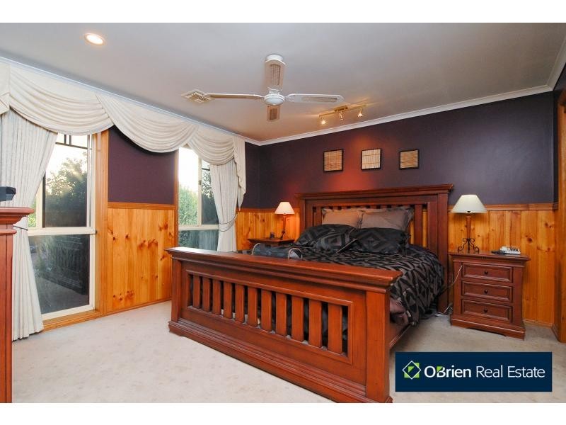 6 Shamrock Close, Narre Warren South VIC 3805