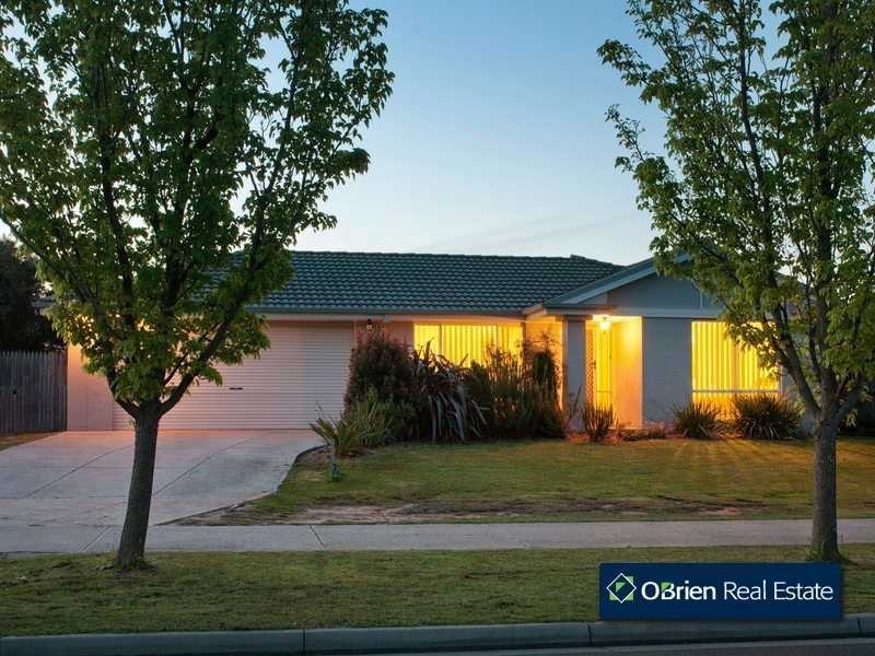 59 The Promenade, Narre Warren South VIC 3805