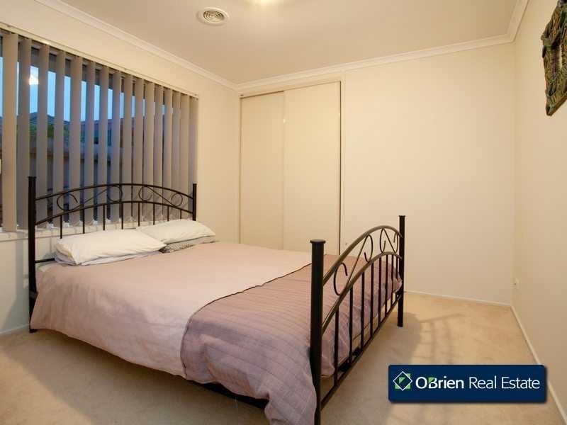 59 The Promenade, Narre Warren South VIC 3805