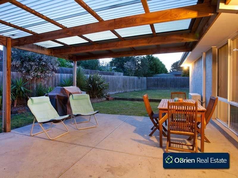 59 The Promenade, Narre Warren South VIC 3805