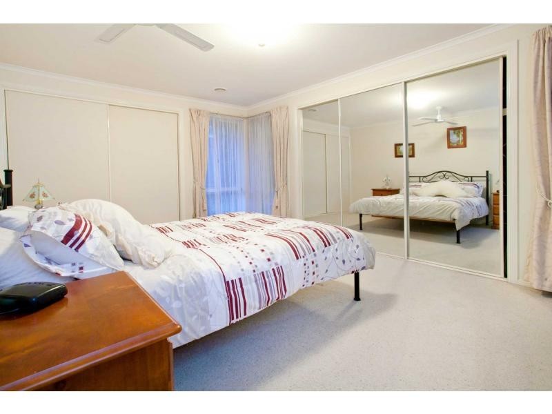 28 Bella Crescent, Hallam VIC 3803