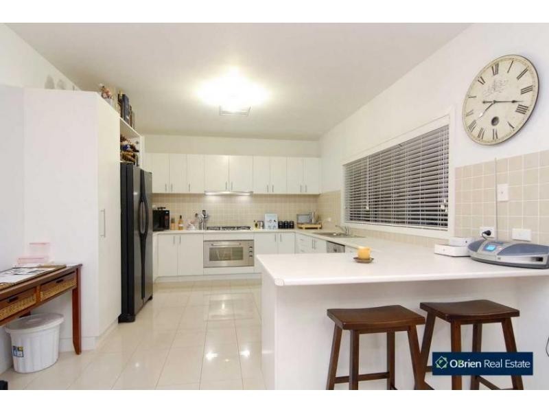 11 Castellana Court, Narre Warren South VIC 3805