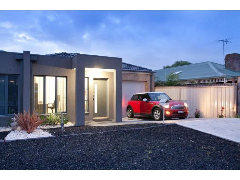 5 Turella Close, Berwick VIC 3806