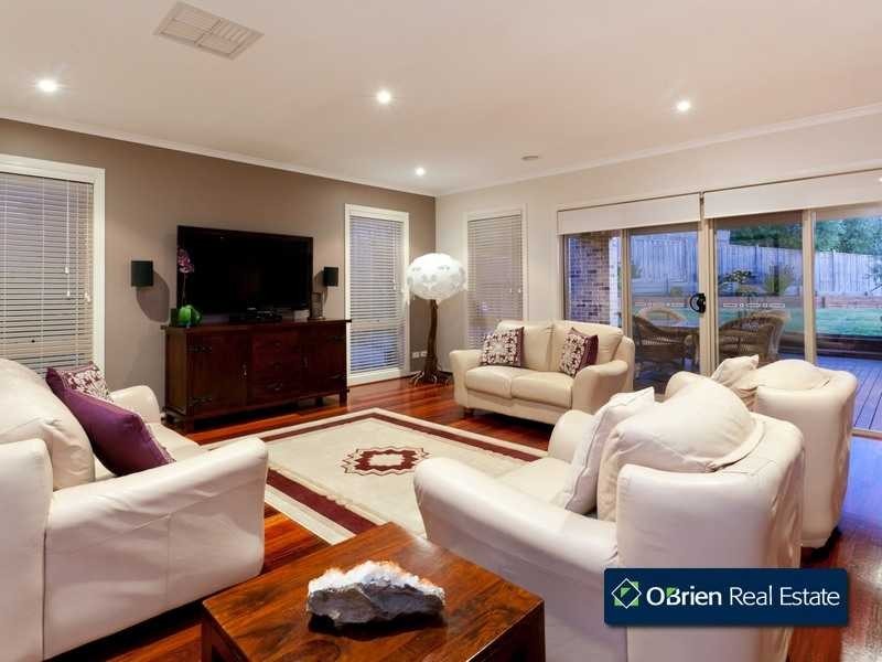 9 Viewbridge Close, Berwick VIC 3806