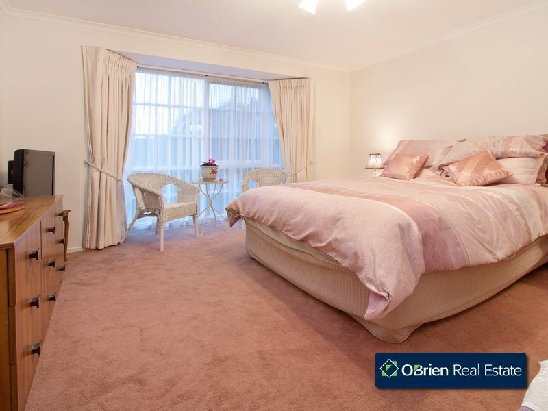 1 Savanna Court, Berwick VIC 3806