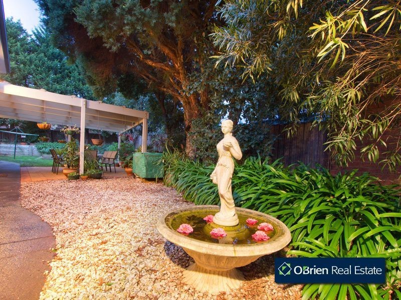 1 Savanna Court, Berwick VIC 3806