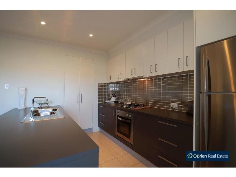 28 Manna Row, Officer VIC 3809