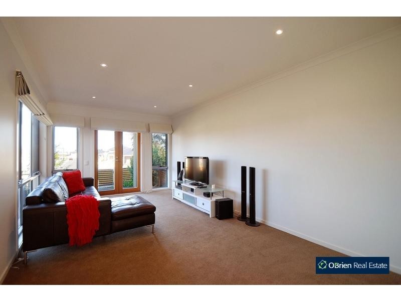 28 Manna Row, Officer VIC 3809