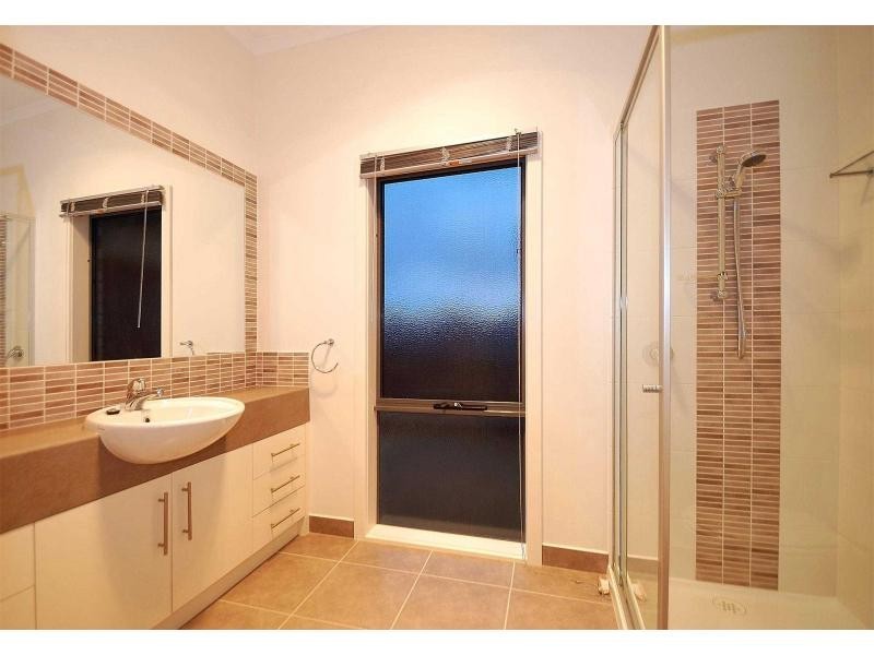 1 Viewbridge Close, Berwick VIC 3806