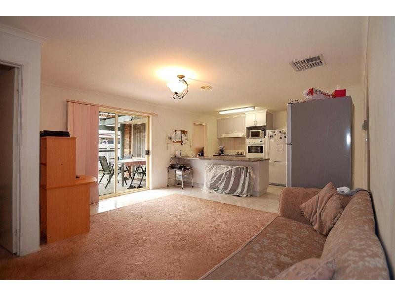 15 Armadale Drive, Narre Warren VIC 3805