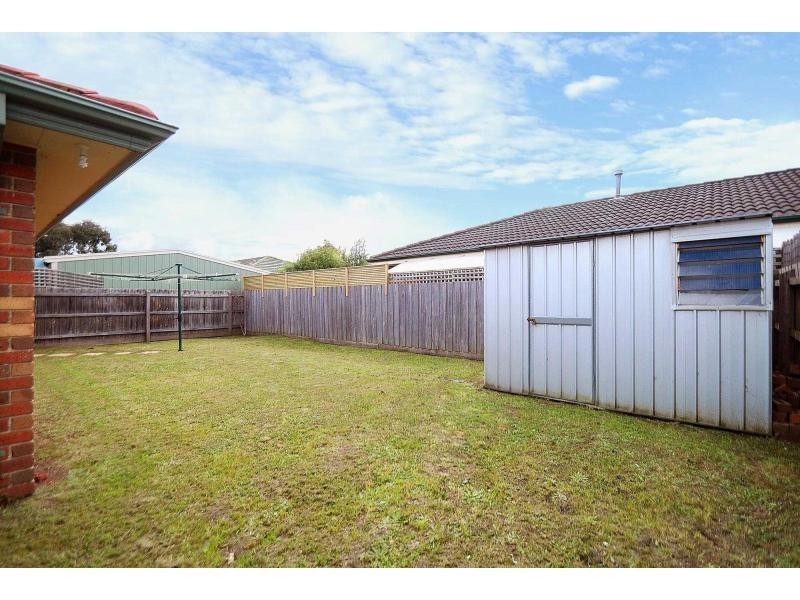 15 Armadale Drive, Narre Warren VIC 3805