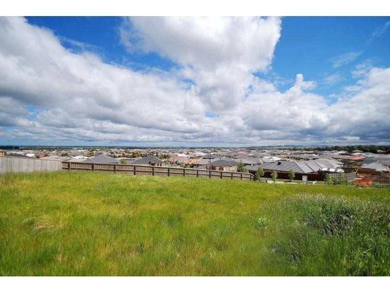 Lot 697 Arthur Phillip Drive, Pakenham VIC 3810