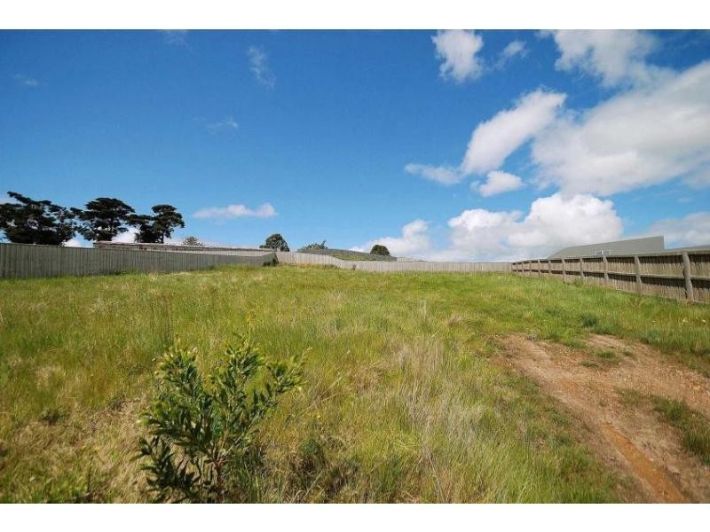 Lot 697 Arthur Phillip Drive, Pakenham VIC 3810